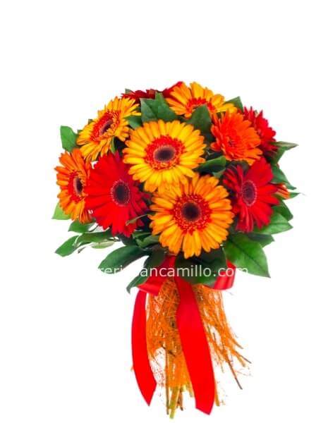 Bouquet misto con gerbere arancione